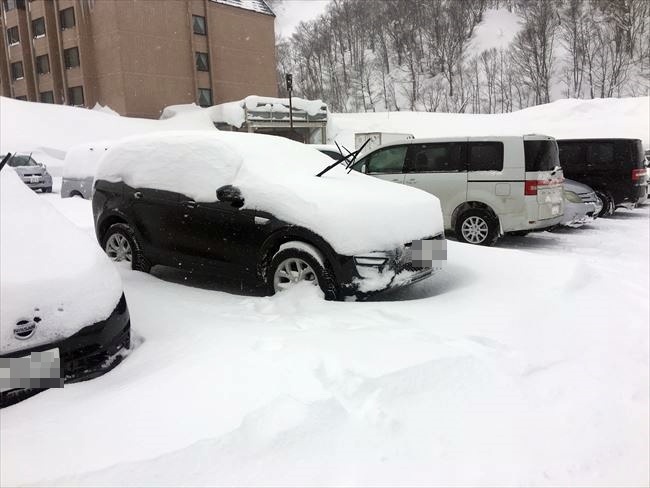 ランドローバー ディスカバリースポーツで雪道走行性能