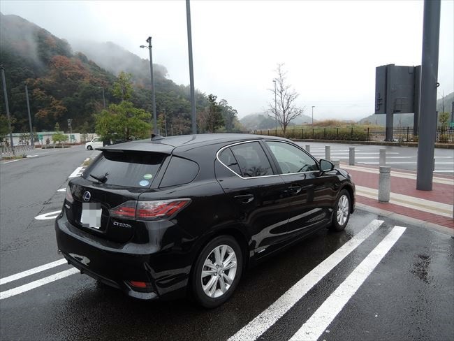 LEXUS CT200h　リアから