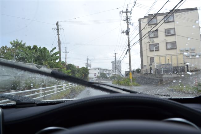 大雨の中の走行