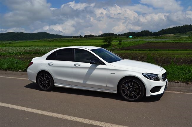 メルセデスAMG C43 4MATICサイド