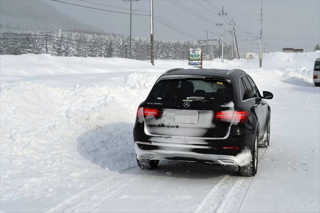 メルセデス・ベンツ GLC220d リアから撮影