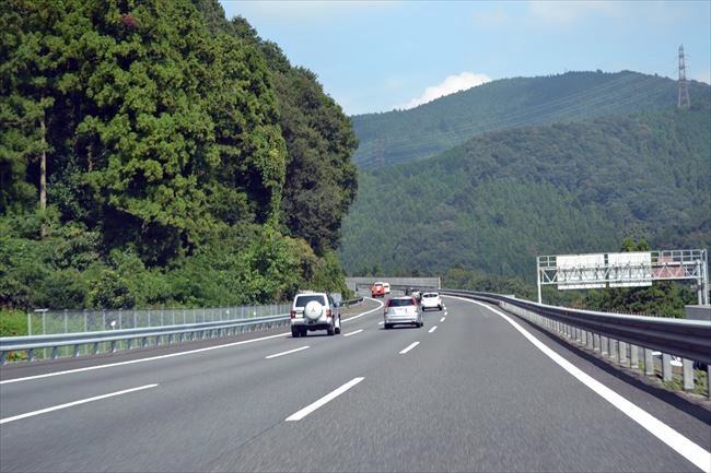 中央自動車道