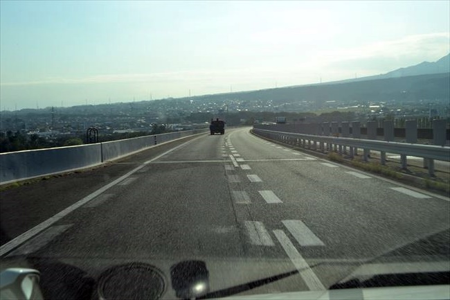 高速道路を走行